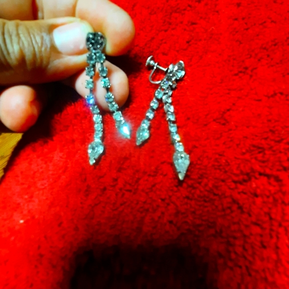 Vintage earrings - Picture 1 of 2